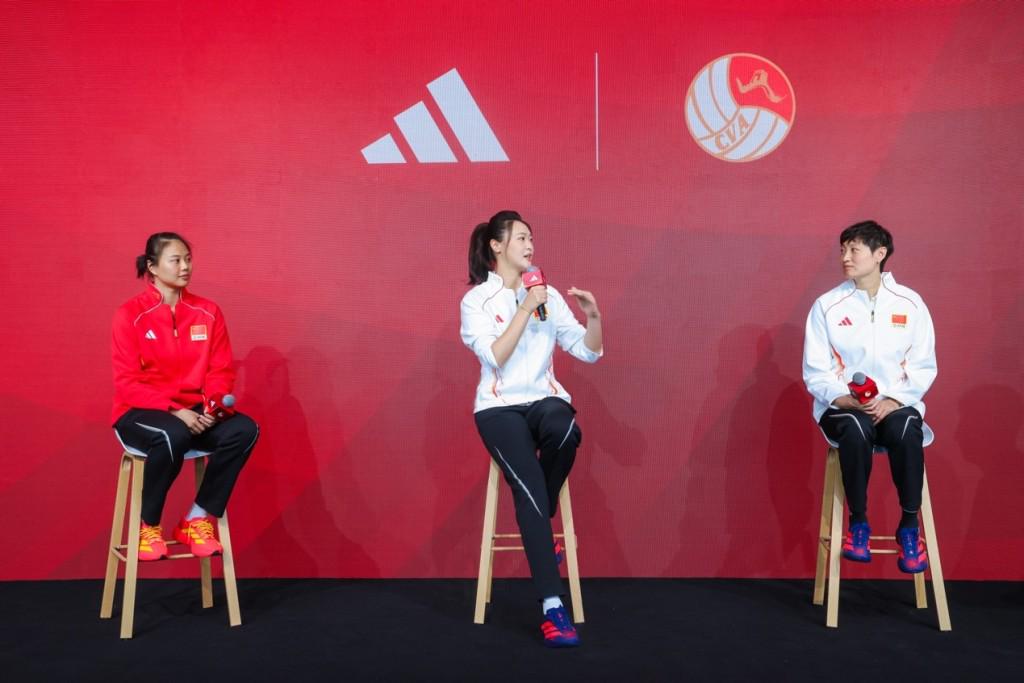 4年6000万到期!尼克斯冠军中锋成抢手货,他能签8700万大合同 4年6000万到期!尼克斯冠军中锋成抢手货,他能签8700万大合同