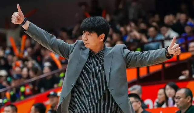 尼克斯迎赛点利好!马刺替补中锋出战成疑,文班亚马要独自扛内线 尼克斯迎赛点利好!马刺替补中锋出战成疑,文班亚马要独自扛内线