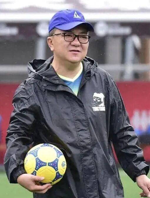 马刺麻烦大了!总决赛刚打完就爆更衣室矛盾,新秀直接逼宫要球权 马刺麻烦大了!总决赛刚打完就爆更衣室矛盾,新秀直接逼宫要球权