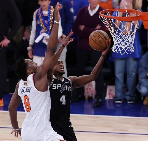 大揭秘!NBA史上最失败的五笔交易,个个离谱至极 大揭秘!NBA史上最失败的五笔交易,个个离谱至极