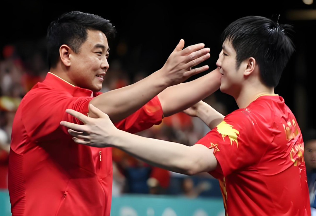 尼克斯夺冠!布伦森45+3大功臣,文班19+14创纪录,福克斯成罪人 尼克斯夺冠!布伦森45+3大功臣,文班19+14创纪录,福克斯成罪人