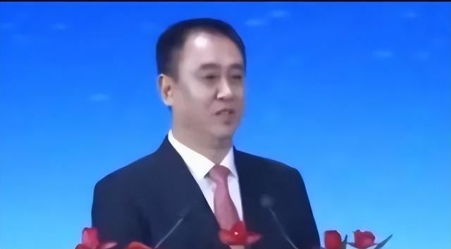 没戴护腿板?为日本队进球的中村敬斗陷违规争议,其实他戴的是“迷你板” 没戴护腿板?为日本队进球的中村敬斗陷违规争议,其实他戴的是“迷你板”